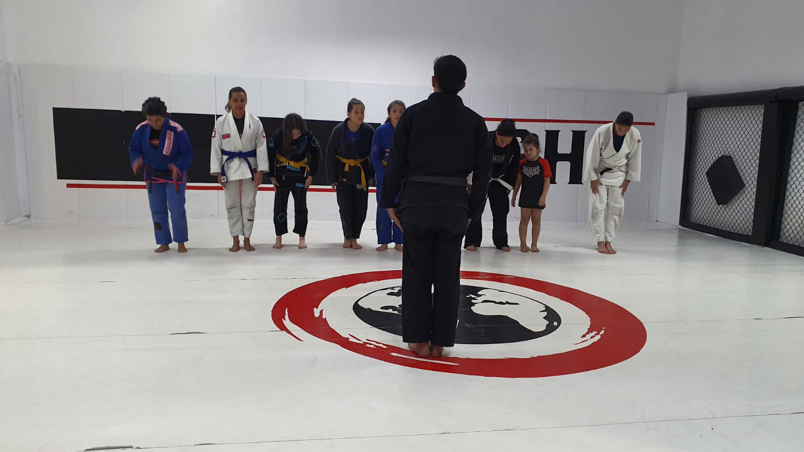 Aula de Jiu-Jítsu na Academia Calasans Camargo