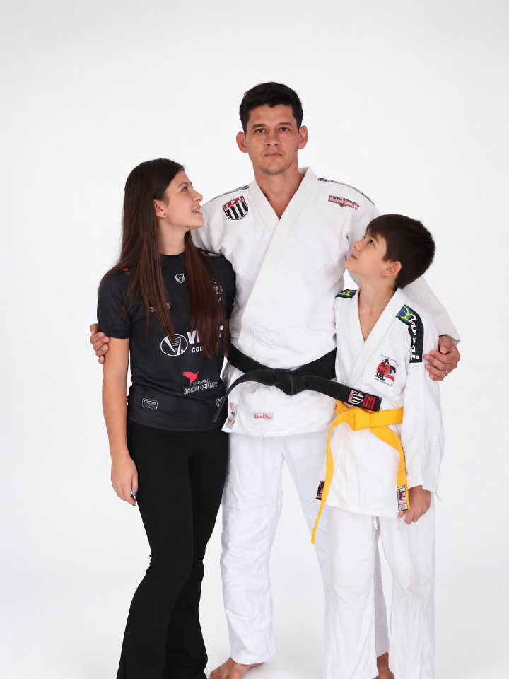Marcus Vinicius Calasans Camargo com a família: Gabi e Otávio